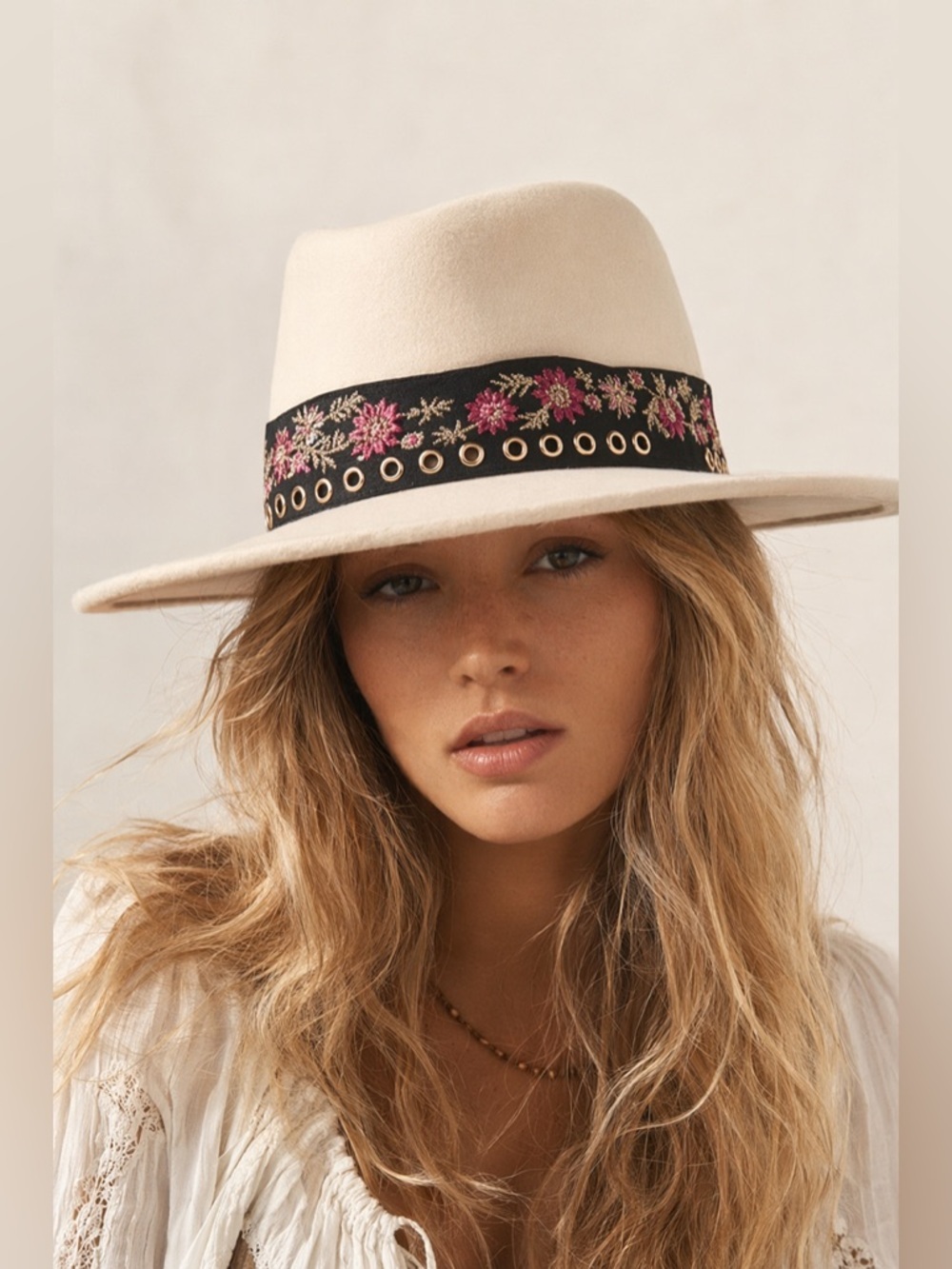 THE KOOPLES Cream Wool Fedora Embroidered Boho Hat NWT Festival